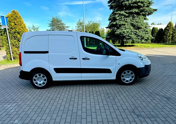 mazowieckie Peugeot Partner cena 23862 przebieg: 104000, rok produkcji 2010 z Wyszków